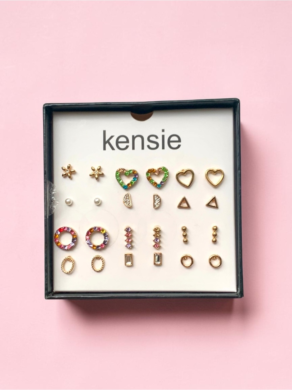 kensie 12 multicolor Gold Tone Multicolor and Green Heart Stud Earring Set. NWT - Picture 2 of 3